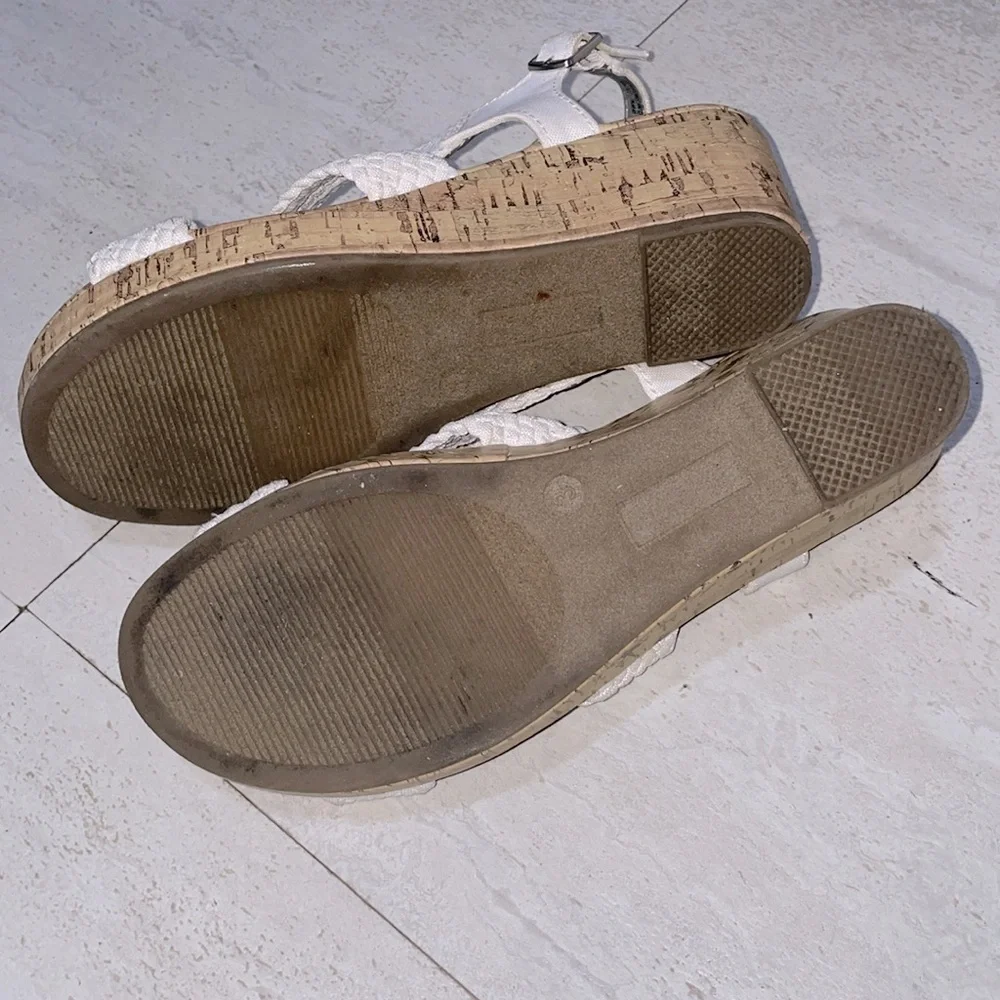 Mix no. 6 Little girl wedge sandals, size 3